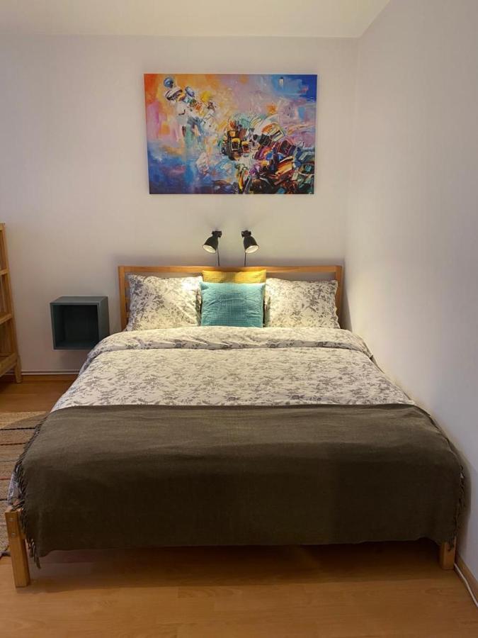Appartement La Momo à Lupeni  Extérieur photo